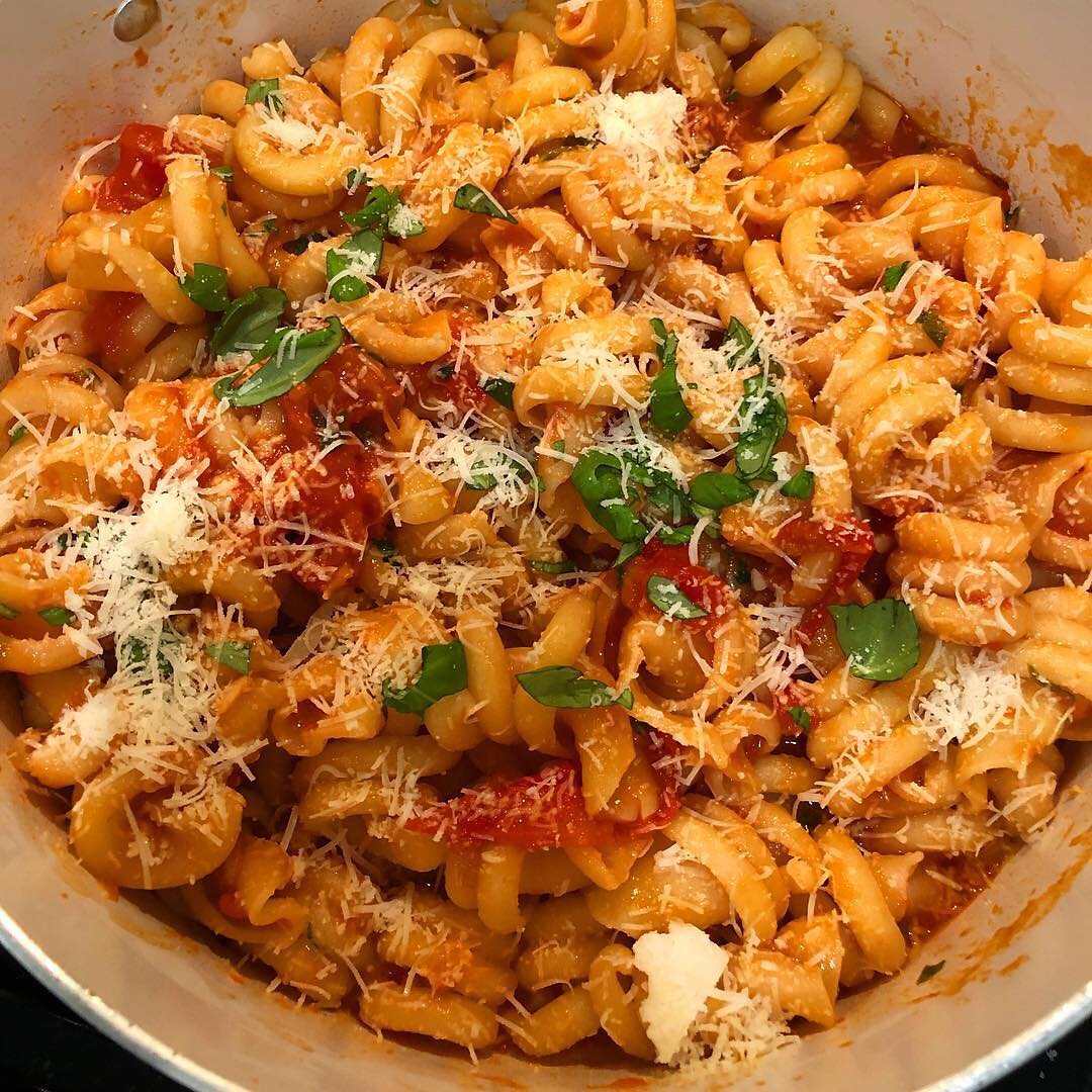 Pasta Noodle with Tomato Sauce